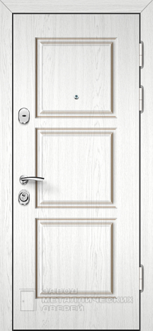 Фото «Белая дверь №8» в Москве